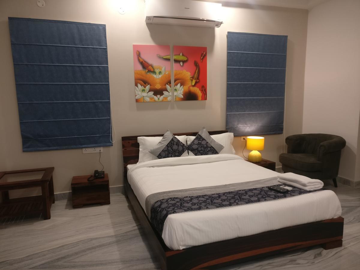 Misty Lake Guest House Hyderabad Bagian luar foto