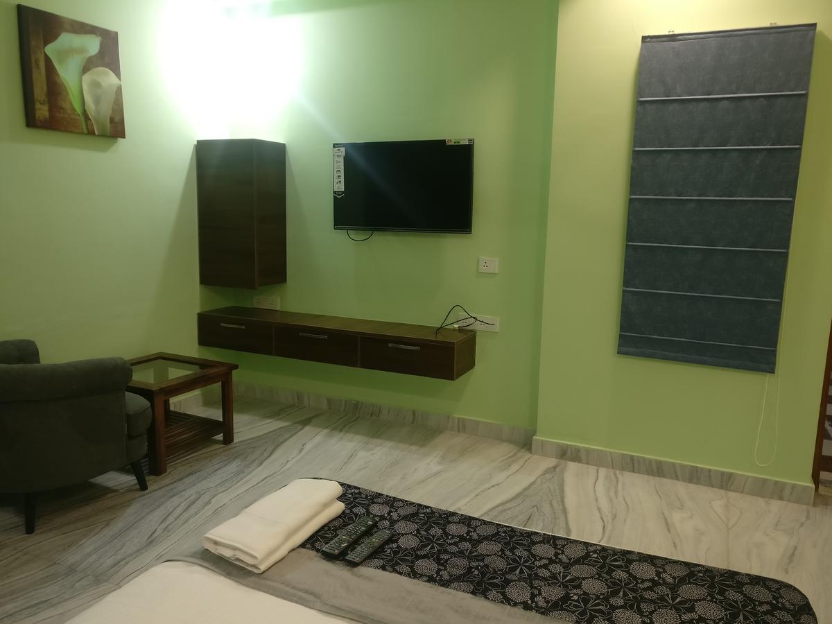 Misty Lake Guest House Hyderabad Bagian luar foto