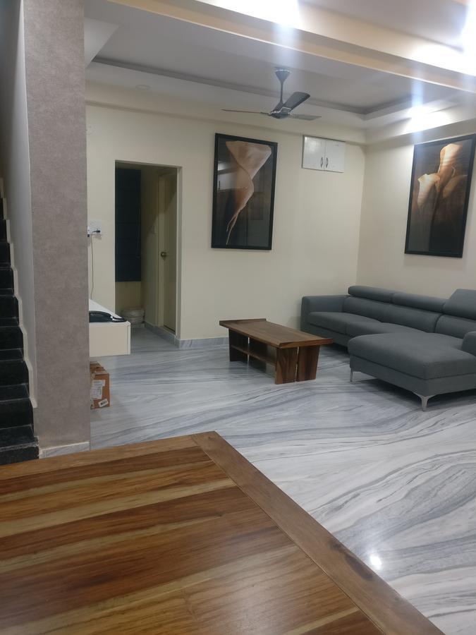 Misty Lake Guest House Hyderabad Bagian luar foto